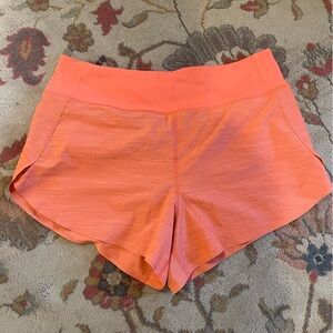 ATHLETA RUN WITH IT REFLECTIVE  3.5" SHORT SIZE M